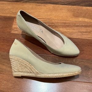 Myscata Women's Cream Espadrille Wedge Pumps